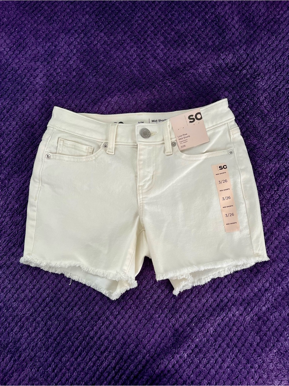SO High-Rise White Denim Shorts size 3 W26 NWT